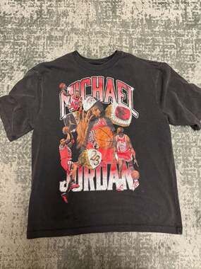 Oversized Jordan Brand Vintage Style Championship Graphic Tee Size Small
